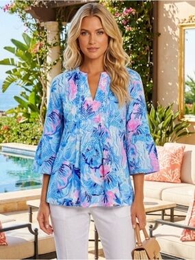 New Lilly Pulitzer Blue and Pink Floral Top size L